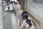 Bánh đa nem làng Chều và người giữ hồn quê 700 năm Bánh đa nem làng Chều và người giữ hồn quê 700 năm
