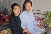Bộ trưởng Bộ Y tế biểu dương kíp mổ phẫu thuật tại nhà bệnh nhân Bộ trưởng Bộ Y tế biểu dương kíp mổ phẫu thuật tại nhà bệnh nhân