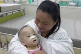 Hai bé song sinh được phẫu thuật tách rời sẽ đón Tết cùng bố mẹ trong... bệnh viện Hai bé song sinh được phẫu thuật tách rời sẽ đón Tết cùng bố mẹ trong... bệnh viện