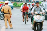 Những quy định “oái oăm” năm 2013 Những quy định “oái oăm” năm 2013