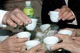 Phân biệt say rượu và ngộ độc rượu như thế nào? Phân biệt say rượu và ngộ độc rượu như thế nào?