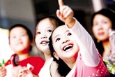 Dân số Việt Nam đạt 90 triệu người: Thành công nhờ những nỗ lực vượt bậc Dân số Việt Nam đạt 90 triệu người: Thành công nhờ những nỗ lực vượt bậc