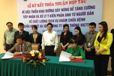 Lễ kí kết thỏa thuận hợp tác giữa Bộ Y tế và Viettel về việc triển khai đường dây nóng Lễ kí kết thỏa thuận hợp tác giữa Bộ Y tế và Viettel về việc triển khai đường dây nóng
