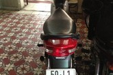50 triệu đồng văng ra đường, dân tranh nhau nhặt ở Sài Gòn 50 triệu đồng văng ra đường, dân tranh nhau nhặt ở Sài Gòn
