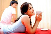 Quay cuồng với nghĩa vụ làm vợ, làm mẹ Quay cuồng với nghĩa vụ làm vợ, làm mẹ