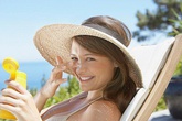 Già vì làm đẹp sai cách Già vì làm đẹp sai cách