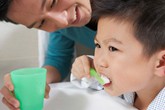 Cách chăm sóc răng cho trẻ thế nào là đúng? Cách chăm sóc răng cho trẻ thế nào là đúng?
