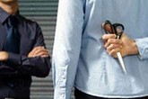 Vợ "máu lạnh" chém chồng rồi cắt đứt "của quý" Vợ "máu lạnh" chém chồng rồi cắt đứt "của quý"