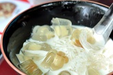 Rủ nhau đi ăn chè lạ khu Trung Tự Rủ nhau đi ăn chè lạ khu Trung Tự