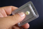 Thuốc tránh thai: "Bảo bối" của giới trẻ Thuốc tránh thai: "Bảo bối" của giới trẻ
