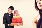 Bên trọng, bên khinh Bên trọng, bên khinh