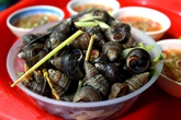 Những món quà vặt nóng hổi nhưng đắt khách ngày hè Những món quà vặt nóng hổi nhưng đắt khách ngày hè