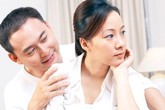 Sững sờ khi biết chồng có con riêng Sững sờ khi biết chồng có con riêng