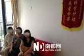 Sốc với mốt "bú sữa người" trực tiếp của các đại gia Sốc với mốt "bú sữa người" trực tiếp của các đại gia
