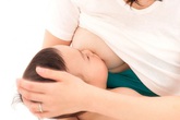 Tôi bị "nghiện" cho con bú Tôi bị "nghiện" cho con bú