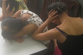 Cử nhân và sinh viên cùng nhau... bán dâm để mưu sinh Cử nhân và sinh viên cùng nhau... bán dâm để mưu sinh