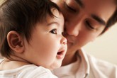 Buồn lòng vì chồng lười chăm con Buồn lòng vì chồng lười chăm con