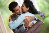 Vợ vụng, chồng kém nhưng vẫn hạnh phúc Vợ vụng, chồng kém nhưng vẫn hạnh phúc