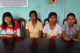 Bốn thiếu nữ dân tộc Khmer rơi vào “bẫy” buôn người Bốn thiếu nữ dân tộc Khmer rơi vào “bẫy” buôn người