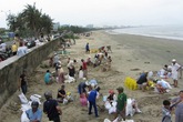 Cận cảnh người dân Đà Nẵng chuẩn bị đối phó siêu bão Haiyan Cận cảnh người dân Đà Nẵng chuẩn bị đối phó siêu bão Haiyan