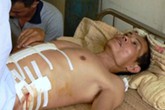 Bị nghịch tử đâm, bố vẫn giấu tội cho con: Tình thương đặt nhầm chỗ Bị nghịch tử đâm, bố vẫn giấu tội cho con: Tình thương đặt nhầm chỗ