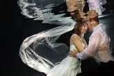 Ngắm những bức ảnh cưới dưới nước đẹp như mơ Ngắm những bức ảnh cưới dưới nước đẹp như mơ