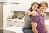 Chồng vô tình bị vợ "cải tạo" lúc nào không hay Chồng vô tình bị vợ "cải tạo" lúc nào không hay