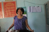 Chui vào “cửa Phật“ trốn truy nã, người đàn bà siêu lừa vẫn bị lộ chân tướng Chui vào “cửa Phật“ trốn truy nã, người đàn bà siêu lừa vẫn bị lộ chân tướng