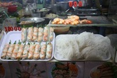 Hàng quán tan tác vì nghi án bún nhiễm độc Hàng quán tan tác vì nghi án bún nhiễm độc