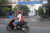 Vào nhà nghỉ "tâm sự" cùng vợ người khác, Bí thư Đảng ủy phường bị đánh ghen Vào nhà nghỉ "tâm sự" cùng vợ người khác, Bí thư Đảng ủy phường bị đánh ghen