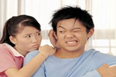 'Phát điên' vì nàng ghen với cả mèo cái 'Phát điên' vì nàng ghen với cả mèo cái
