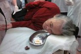 Vỡ thực quản vì nhịn... nôn Vỡ thực quản vì nhịn... nôn