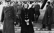 Sự thật kinh hoàng về "đời sống tình dục" của Hitler Sự thật kinh hoàng về "đời sống tình dục" của Hitler