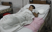 Nữ sinh bị thanh niên bịt mặt đâm thủng âm đạo Nữ sinh bị thanh niên bịt mặt đâm thủng âm đạo
