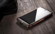 Smartphone có giá bằng cả chiếc xe máy hàng hiệu Smartphone có giá bằng cả chiếc xe máy hàng hiệu