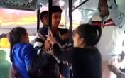Bị đám "yêu râu xanh" sàm sỡ, 2 chị em quyết đánh trả Bị đám "yêu râu xanh" sàm sỡ, 2 chị em quyết đánh trả
