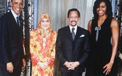 Món quà đắt giá nhất Đệ nhất phu nhân Michelle Obama được nhận năm ngoái Món quà đắt giá nhất Đệ nhất phu nhân Michelle Obama được nhận năm ngoái
