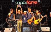 RockStorm7 khiến khán giả Sài Gòn “chìm” trong biển lửa RockStorm7 khiến khán giả Sài Gòn “chìm” trong biển lửa