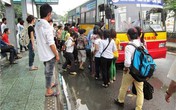 Nỗi hoảng sợ của nữ sinh khi bị "lạm dụng" trên xe bus Nỗi hoảng sợ của nữ sinh khi bị "lạm dụng" trên xe bus