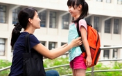 Nhiều lần lên cơn đau tim khi để con tự lập từ 2 tuổi Nhiều lần lên cơn đau tim khi để con tự lập từ 2 tuổi