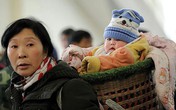 Hàng trăm triệu người "di dân mùa xuân" về quê ăn Tết Hàng trăm triệu người "di dân mùa xuân" về quê ăn Tết