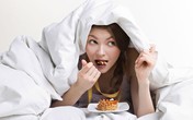 Bí quyết ăn uống trước khi ngủ giúp bạn không lo tăng cân Bí quyết ăn uống trước khi ngủ giúp bạn không lo tăng cân