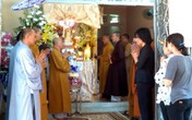 Bạn bè khóc thương nữ sinh bị giấu xác trong tiệm bida Bạn bè khóc thương nữ sinh bị giấu xác trong tiệm bida