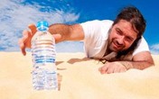 Luôn khát nước cảnh báo bệnh gì? Luôn khát nước cảnh báo bệnh gì?