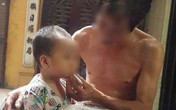 Ảnh ông cho cháu nhỏ phì phèo thuốc lá gây sốc Ảnh ông cho cháu nhỏ phì phèo thuốc lá gây sốc