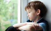 3 câu nói cửa miệng của bố mẹ khiến trẻ tự ti 3 câu nói cửa miệng của bố mẹ khiến trẻ tự ti