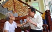 Tìm lại con sau gần 25 năm mất tích: Tâm sự đẫm nước mắt của người cha Tìm lại con sau gần 25 năm mất tích: Tâm sự đẫm nước mắt của người cha