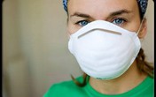 Những sai lầm thường gặp khi tự chữa viêm mũi, viêm xoang có thể gây mù mắt Những sai lầm thường gặp khi tự chữa viêm mũi, viêm xoang có thể gây mù mắt