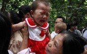 Nghẹt thở chen lấn, luồn rừng lên Đền Hùng Nghẹt thở chen lấn, luồn rừng lên Đền Hùng