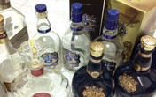 Vỏ chai rượu ngoại 10 triệu: Chivas đểu là đây? Vỏ chai rượu ngoại 10 triệu: Chivas đểu là đây?